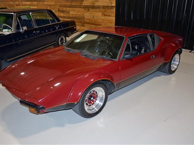 1972 DeTomaso Pantera coupe