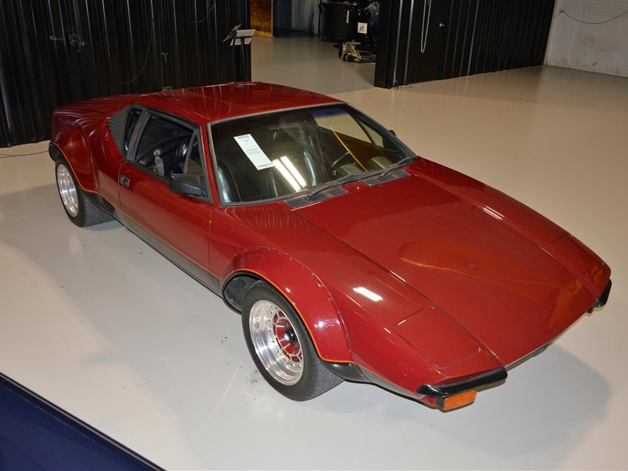 1972 DeTomaso Pantera coupe