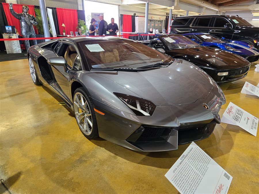 2014 Lamborghini Aventador LP700-4 roadster