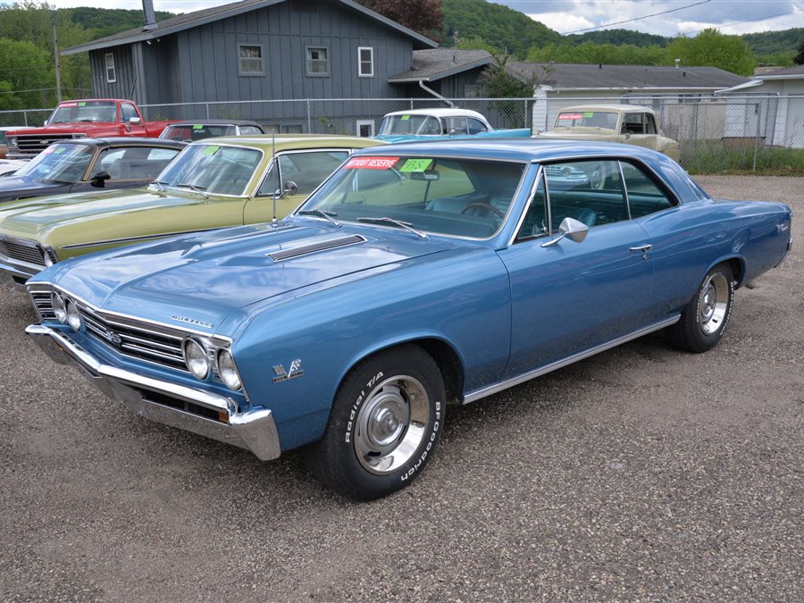 1967 Chevrolet Chevelle Malibu 2-dr hard top
