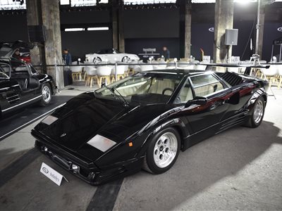 1989 Lamborghini Countach 25th Anniversary coupe