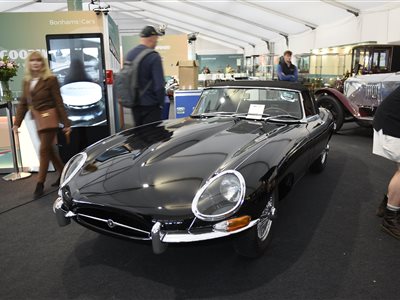 1961 Jaguar E-type flat-floor convertible