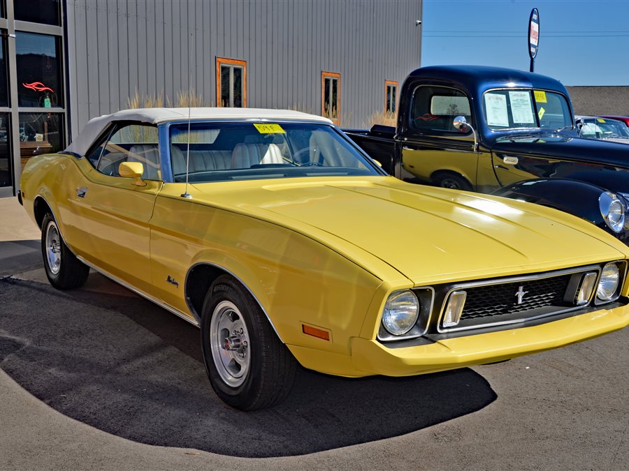 1973 Ford Mustang convertible