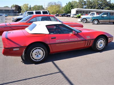 1986 Chevrolet Corvette Indy Pace Car edition convertible