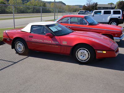 1986 Chevrolet Corvette Indy Pace Car edition convertible