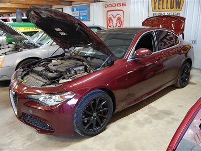 2017 Alfa Romeo Giulia Q4 sedan
