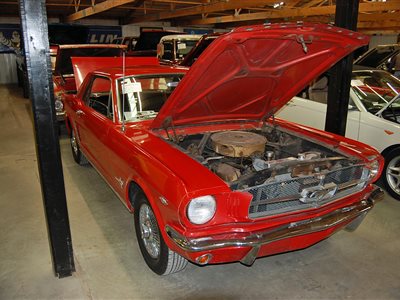 1965 Ford Mustang 2-dr hard top