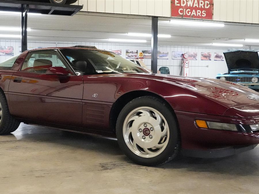 1993 Chevrolet Corvette 40th Anniversary Edition coupe