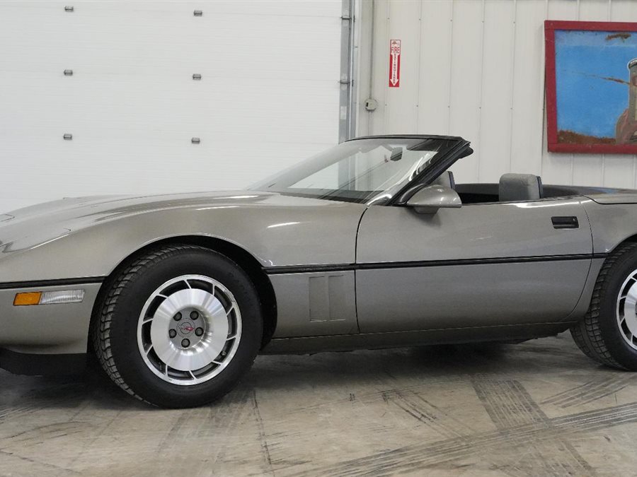 1987 Chevrolet Corvette convertible