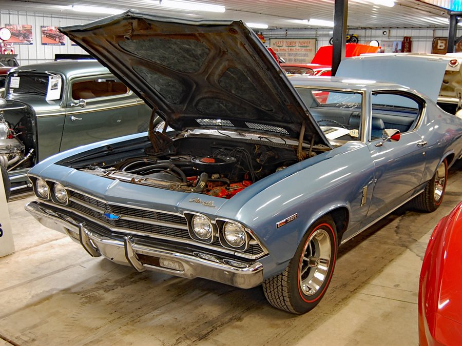 1969 Chevrolet Chevelle 300 Deluxe 2-dr hard top