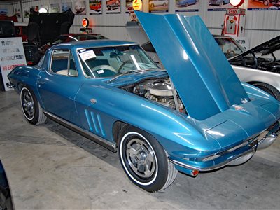 1966 Chevrolet Corvette coupe