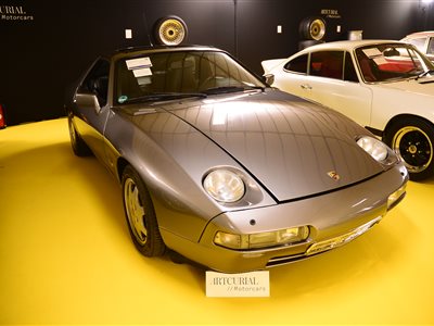 1990 Porsche 928 GT coupe