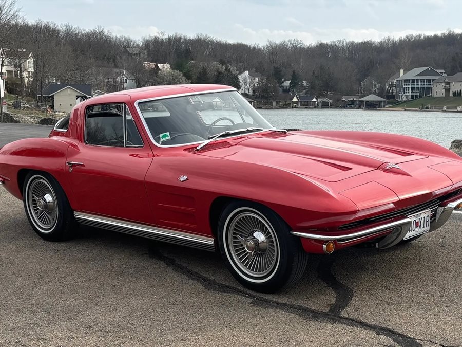 1964 Chevrolet Corvette coupe