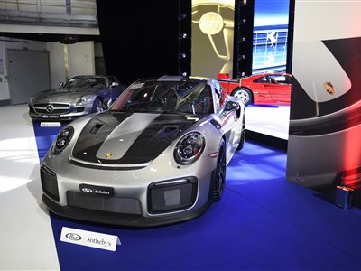2018 Porsche 911 GT2 RS Weissach coupe