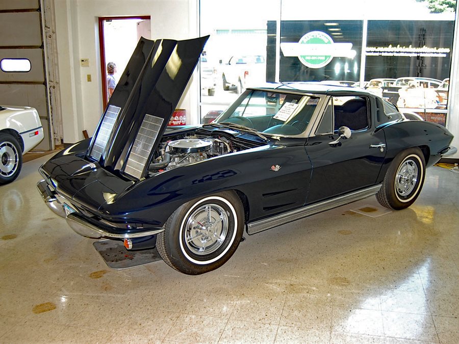 1963 Chevrolet Corvette split-window coupe