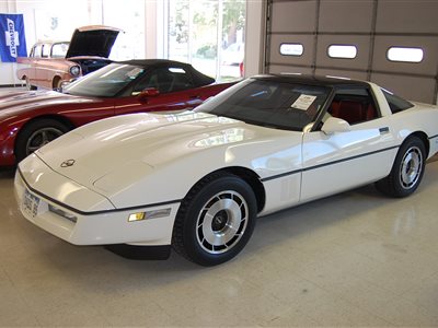 1985 Chevrolet Corvette coupe