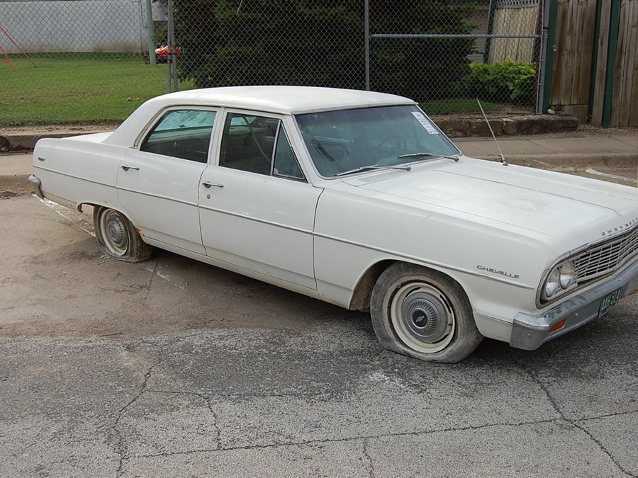 1964 Chevrolet Chevelle 300 sedan