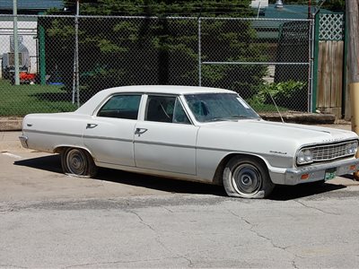 1964 Chevrolet Chevelle 300 sedan