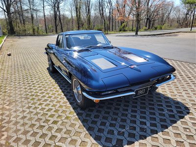 1963 Chevrolet Corvette coupe