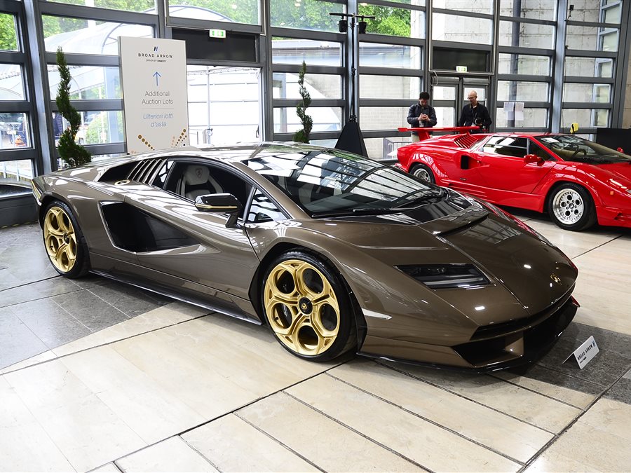 2022 Lamborghini Countach LPI 800-4 coupe