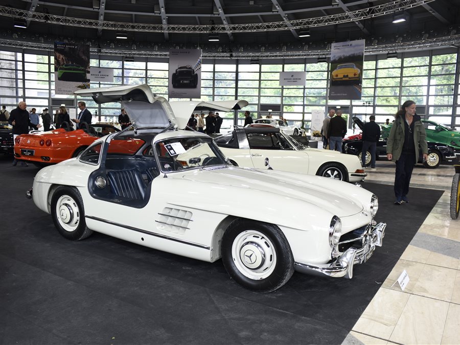 1957 Mercedes-Benz 300SL coupe