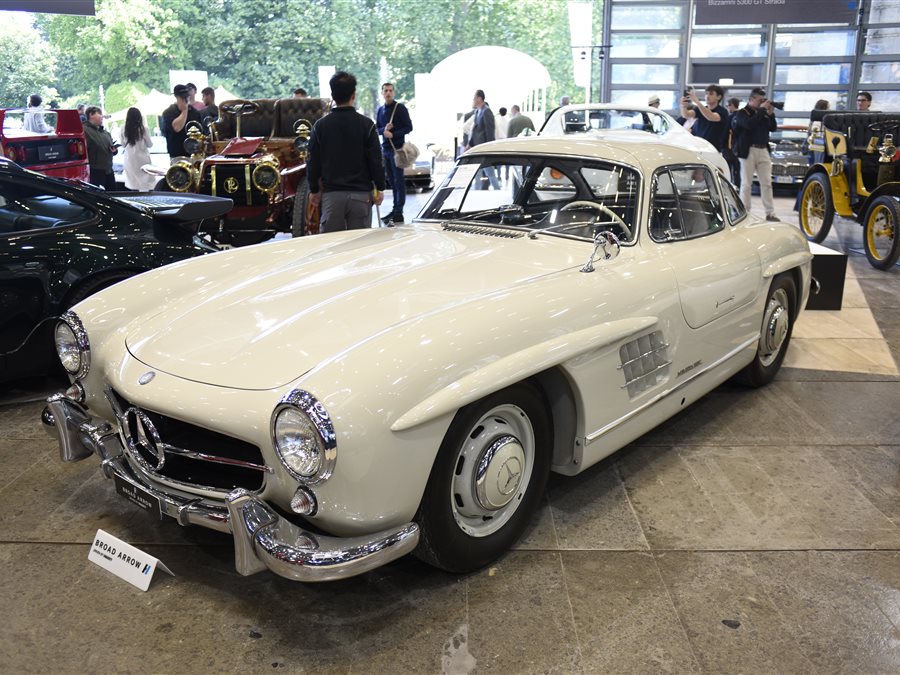 1957 Mercedes-Benz 300SL coupe