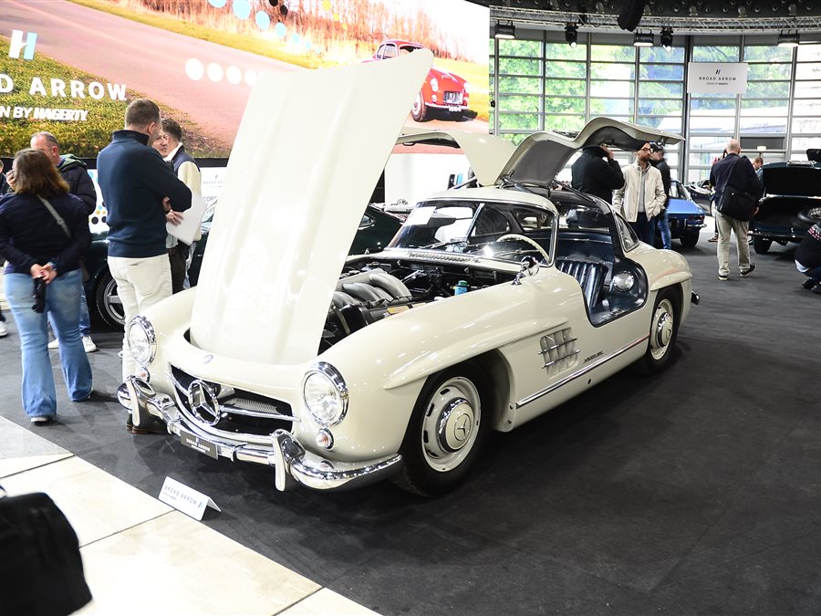 1957 Mercedes-Benz 300SL coupe