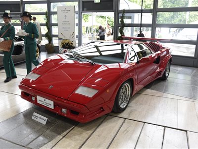 1988 Lamborghini Countach 25th Anniversary coupe