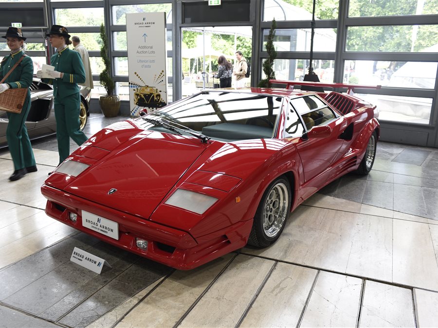 1988 Lamborghini Countach 25th Anniversary coupe