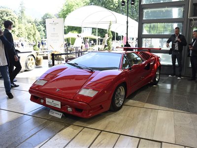 1988 Lamborghini Countach 25th Anniversary coupe