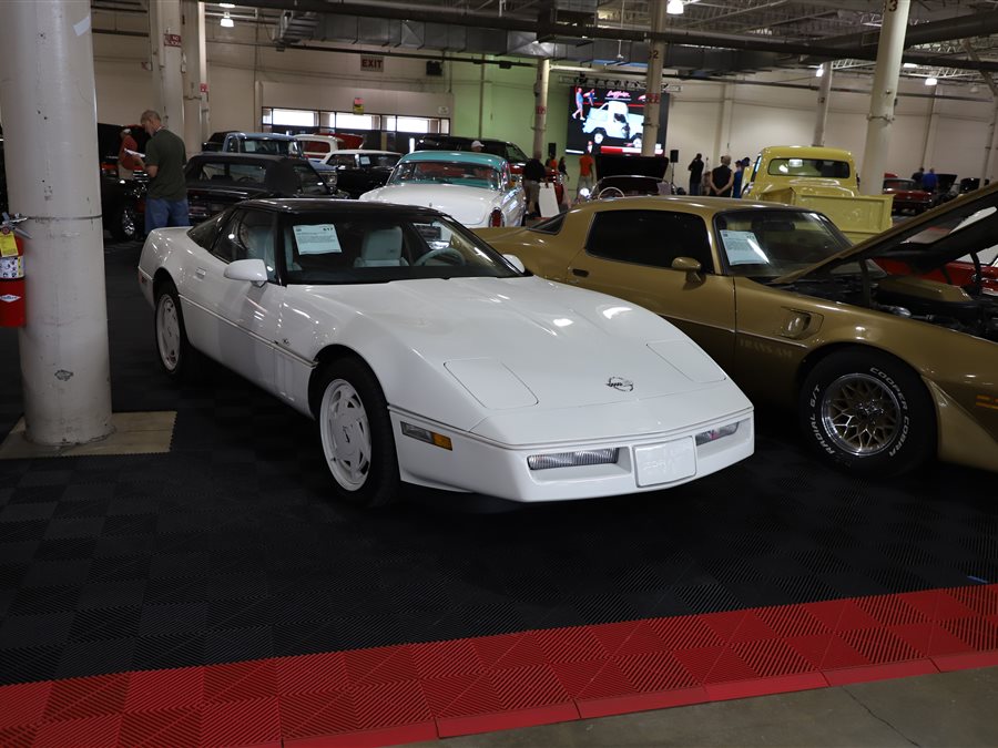 1988 Chevrolet Corvette 35th Anniversary coupe
