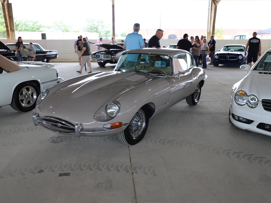 1968 Jaguar E-type 2+2 coupe