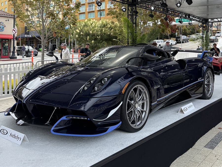 2024 Pagani Huayra 
